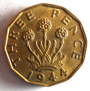 1944 GREAT BRITAIN 3 PENCE AU/UNC GREAT COIN Lot #J19