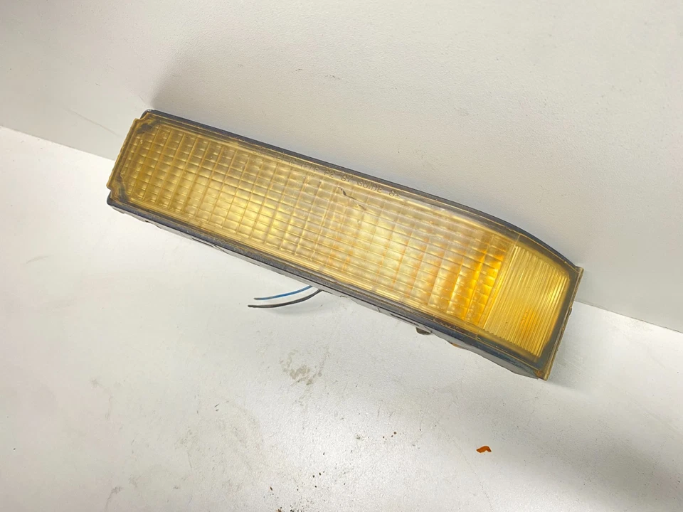 90-93 CHEVROLET SERIE 1500 ESQUINA IZQUIERDA/LUZ DE ESTACIONAMIENTO INTERMITENTE OEM 116-00821 Foto 2 de 4