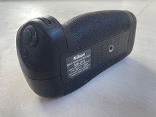Nikon MB-D18 Multi-Power Battery Grip for Nikon D850