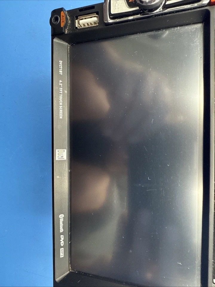 DUAL XDVD269BT RB 2 DIN RADIO Fit’s And Removed From G35 Coupe 2005 - Image 2 of 4