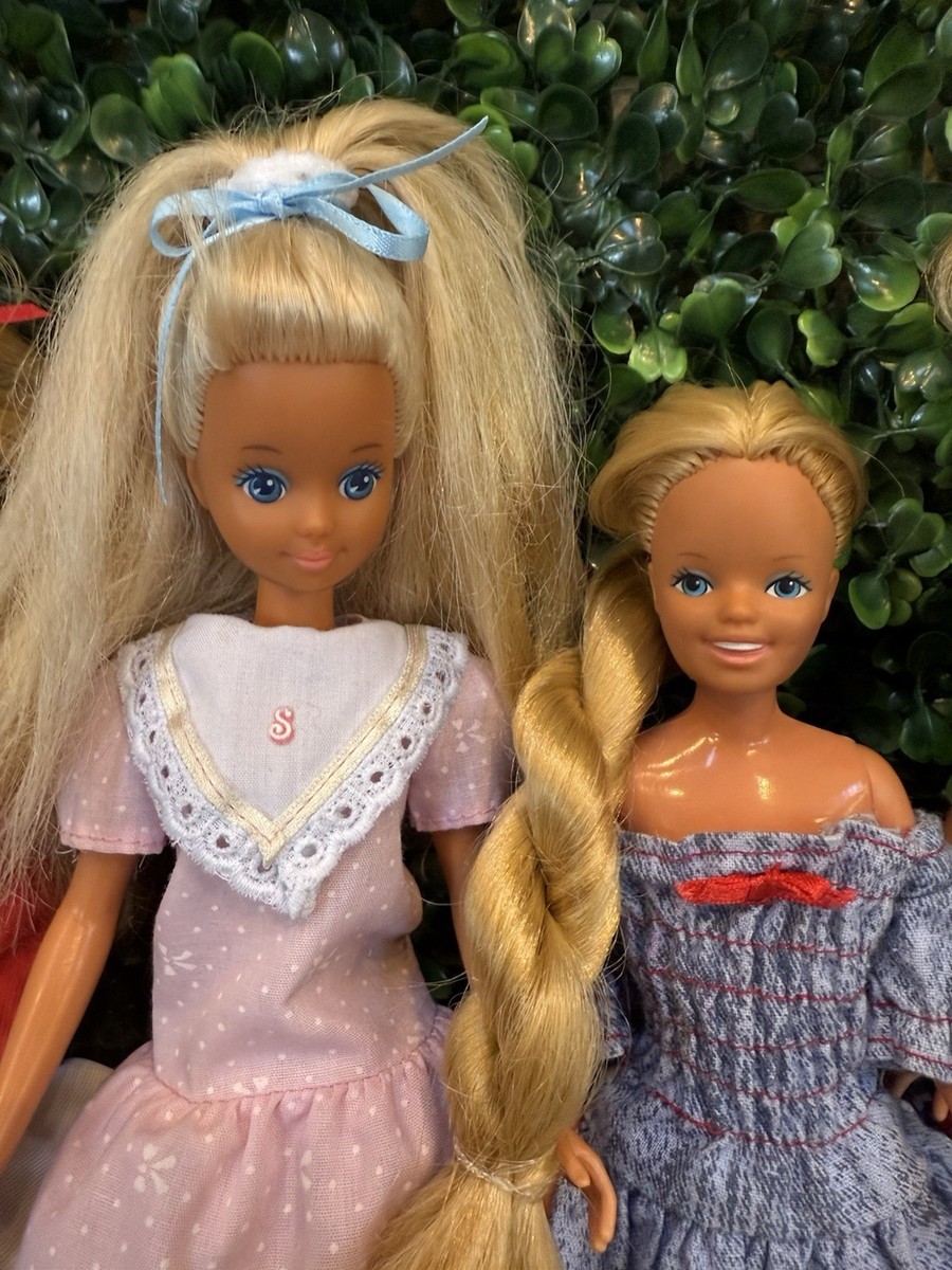 Vintage 1980s SKIPPER Dolls Tropical Skipper w/ Outfits Clothing