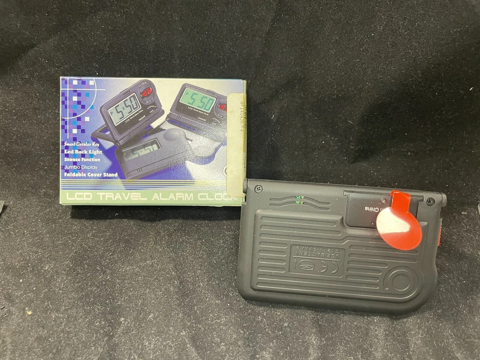 Edwards Luggage LCD Digital Folding Travel Alarm Clock - NEW - Image 2 of 2