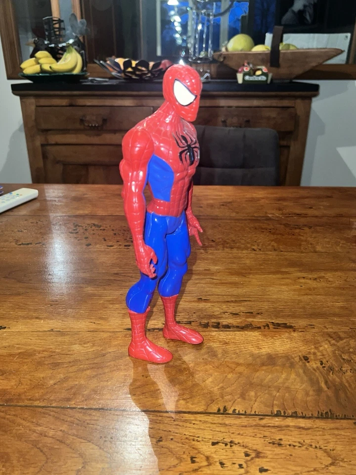 Figurine Spider-Man - Hasbro - 2013 - Photo 2/4
