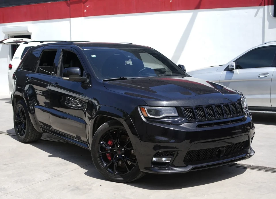 For 2017-2021 Jeep Grand Cherokee Trackhawk SRT Front Grille Ring Cover - Image 4 of 4