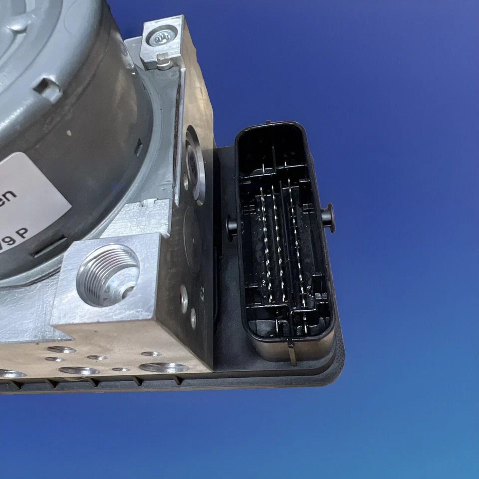 Восстановленный модуль тормозного насоса ABS 2015–2019 Volkswagen Golf | 3Q0 907 379 P - Изображение 4 из 4