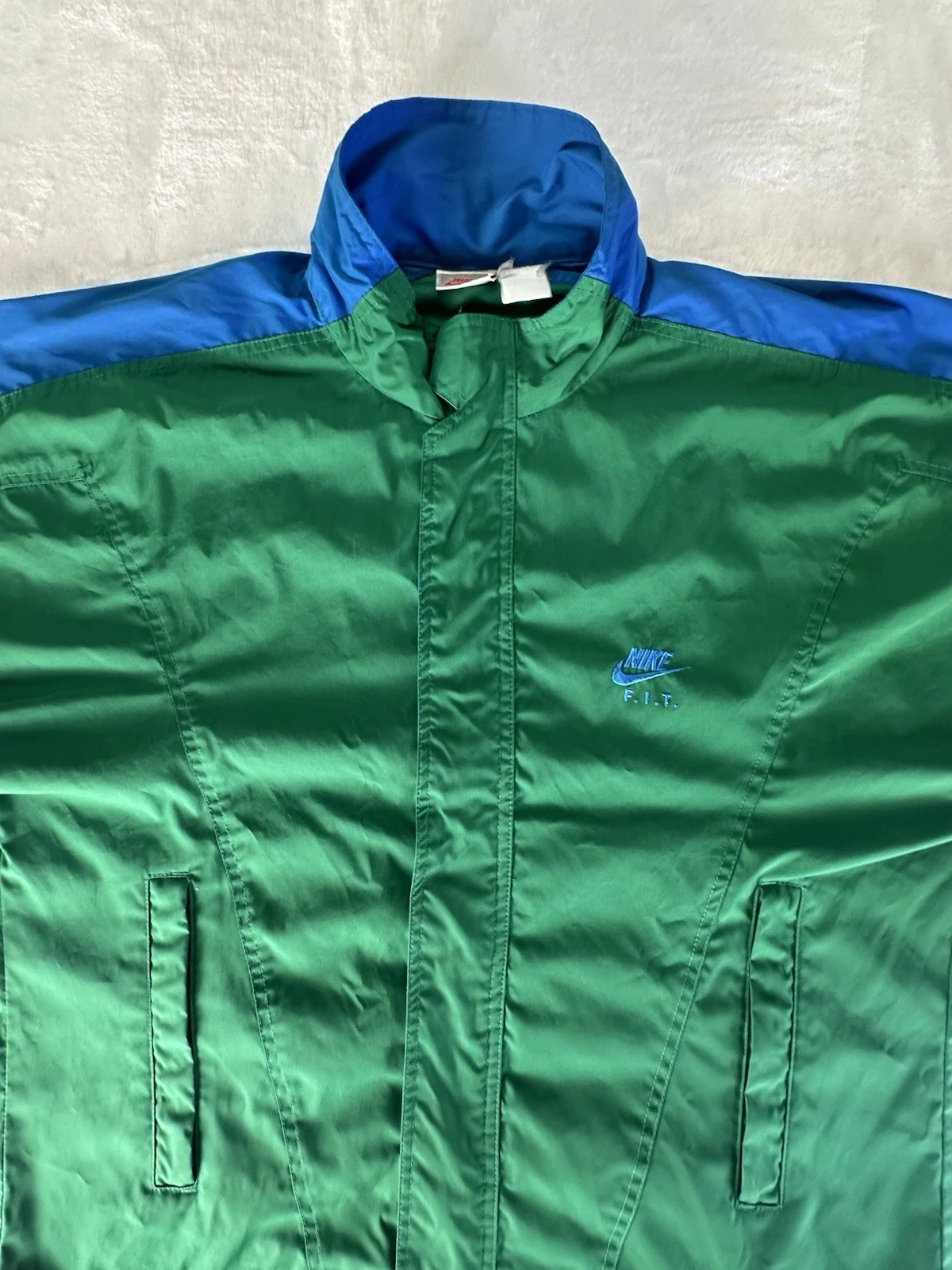 Vintage 80s NIKE F.I.T. Green Blue Lightweight Windbreaker Mens Size Small S FIT