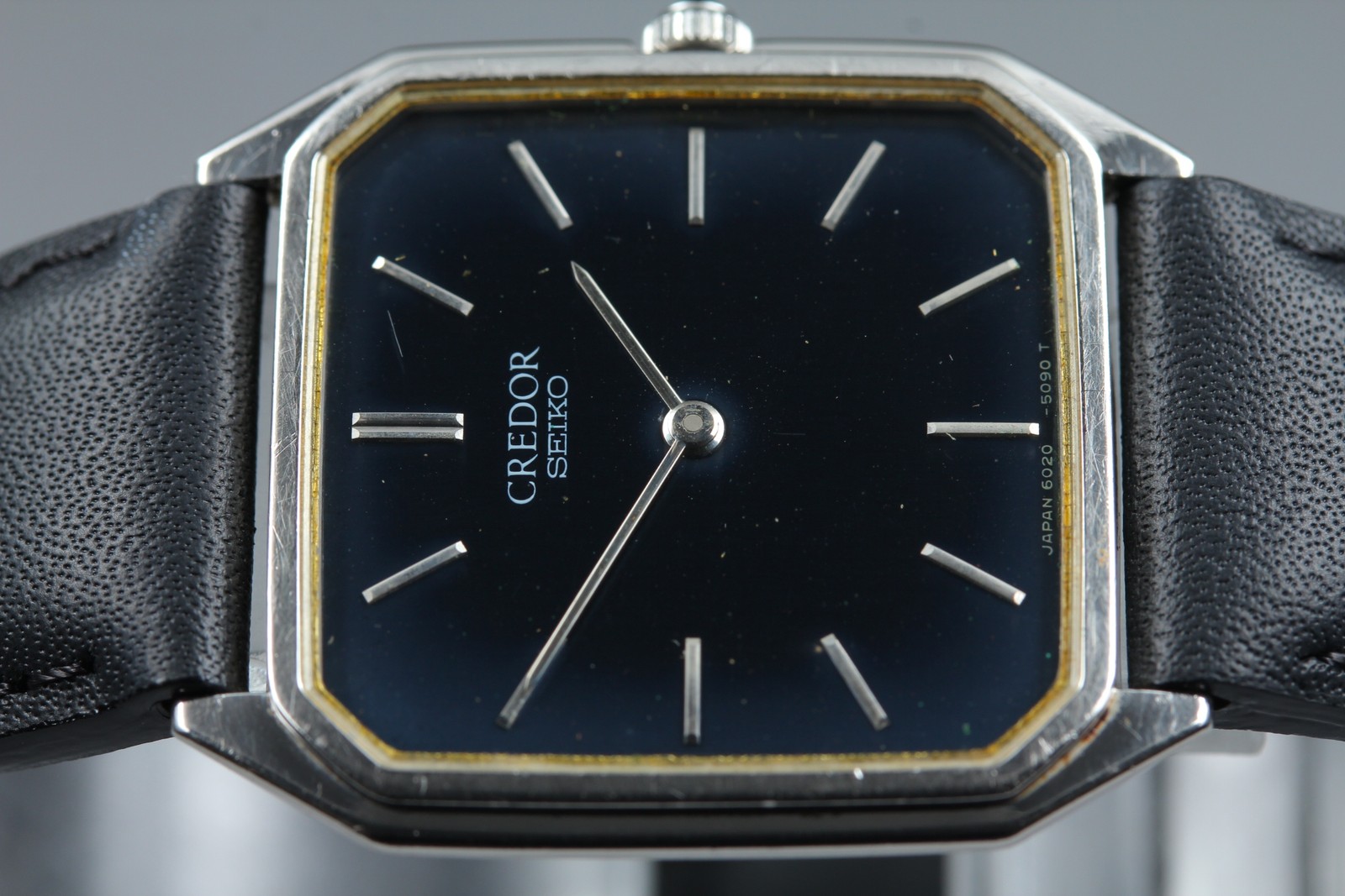 SEIKO Credor 6020-5080 Tank Blue Dial Quartz Men