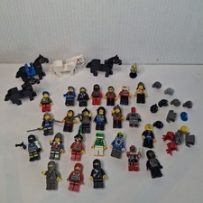 Vintage Lego Minifigures Lot With Accessories