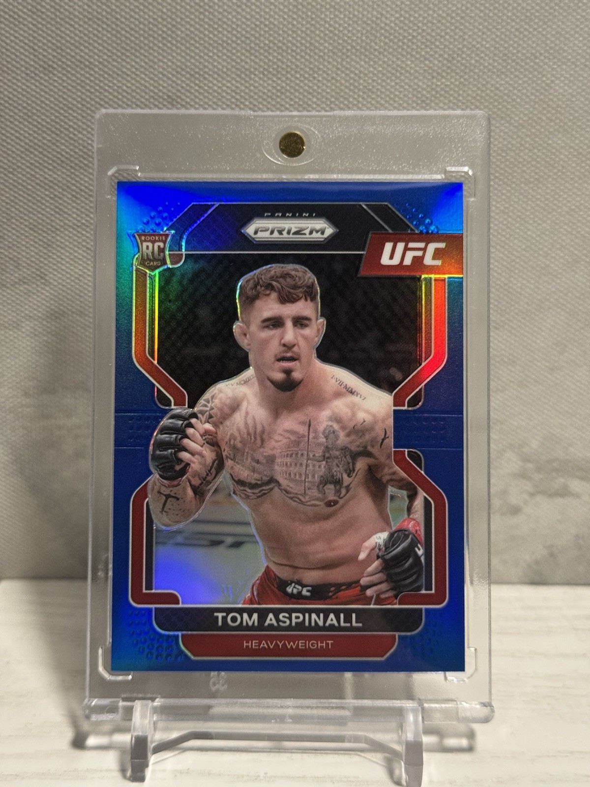2022 Panini Prizm UFC Tom Aspinall #134 Blue Prizm /199 (RC)