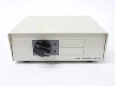 DB25 RS-232 Vintage Computer In-Put Out-Put Data Transfer Switch box (nice)