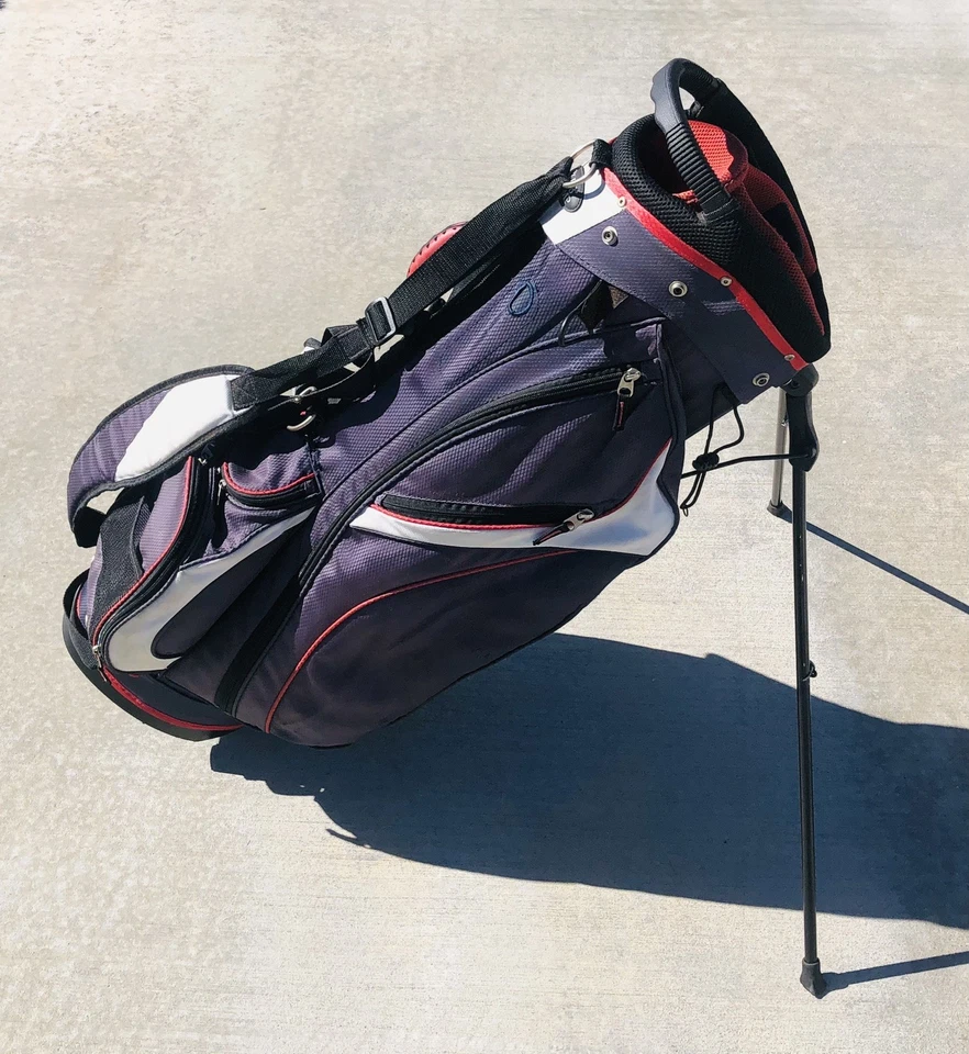 Bolsa de pie de golf CLUB CHAMP Ultra-Lite de 7 vías con correas de transporte dobles y cubierta para lluvia Foto 4 de 4