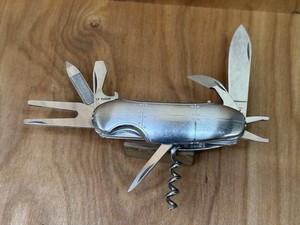 美品 ティファニー マネークリップ STREAMERICA 2002 美品 ティファニー マネークリップ STREAMERICA 2002 美品