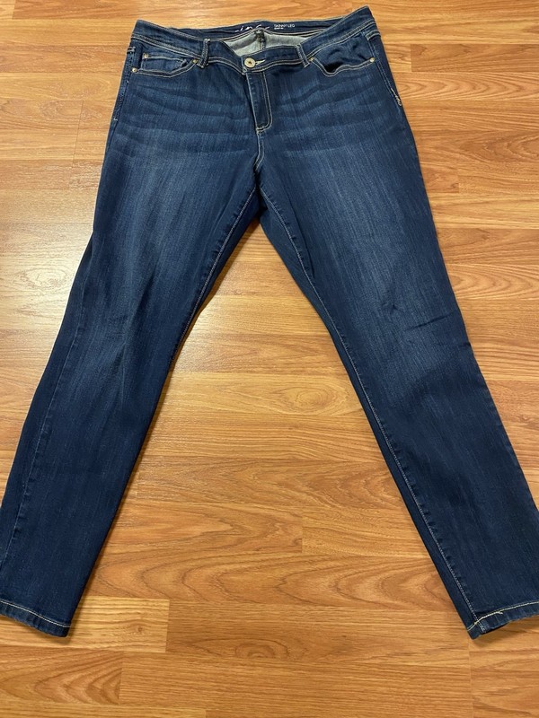 INC International Concepts Women's Skinny Leg Curvy Fit Denim Jeans Size 12