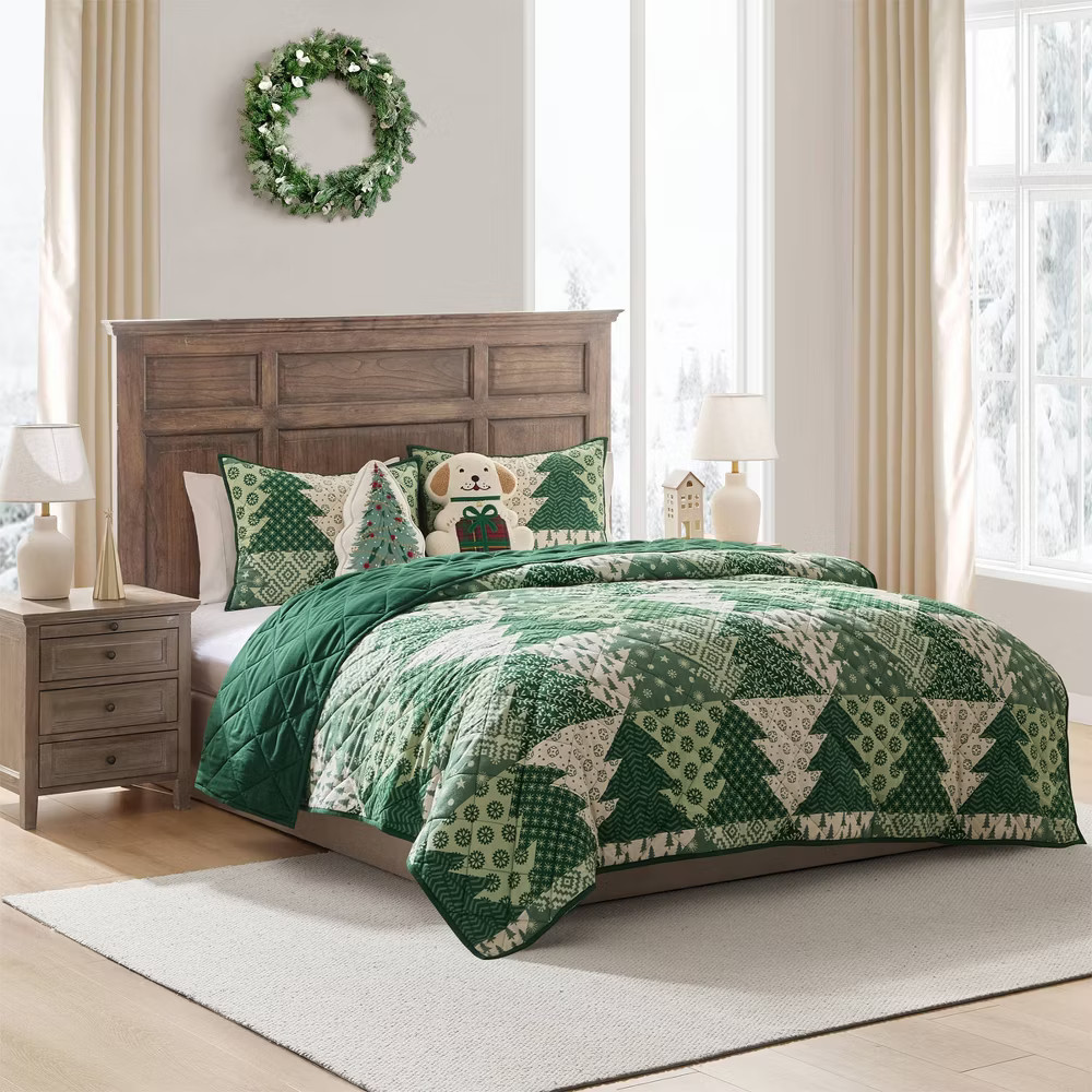 Hallmark King Flannel Tree Print Quilts Green