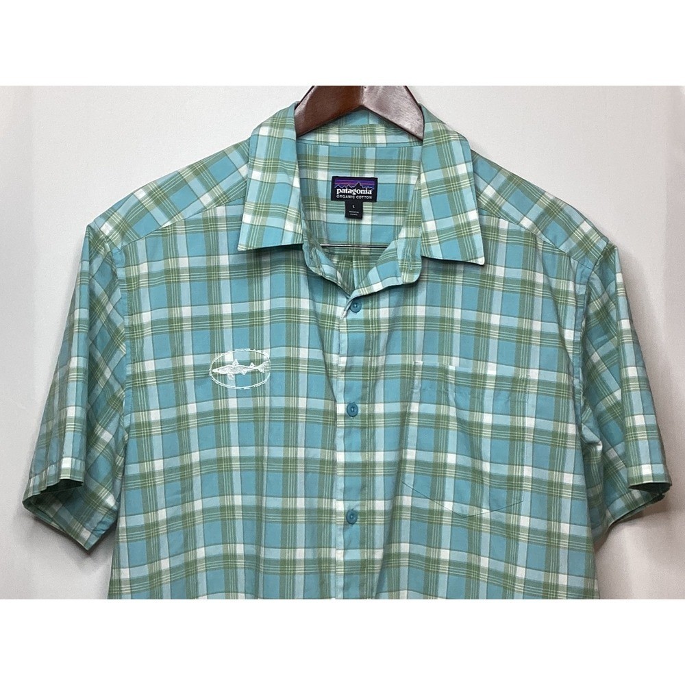 Patagonia Organic Cotton Short Sleeve Button-Up Plaid Shirt - Large