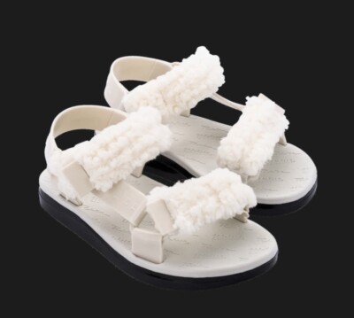 MELISSA PAPETE RIDER SANDAL WOMEN S SANDAL Vegan Fluff Fleece Winter White Cream