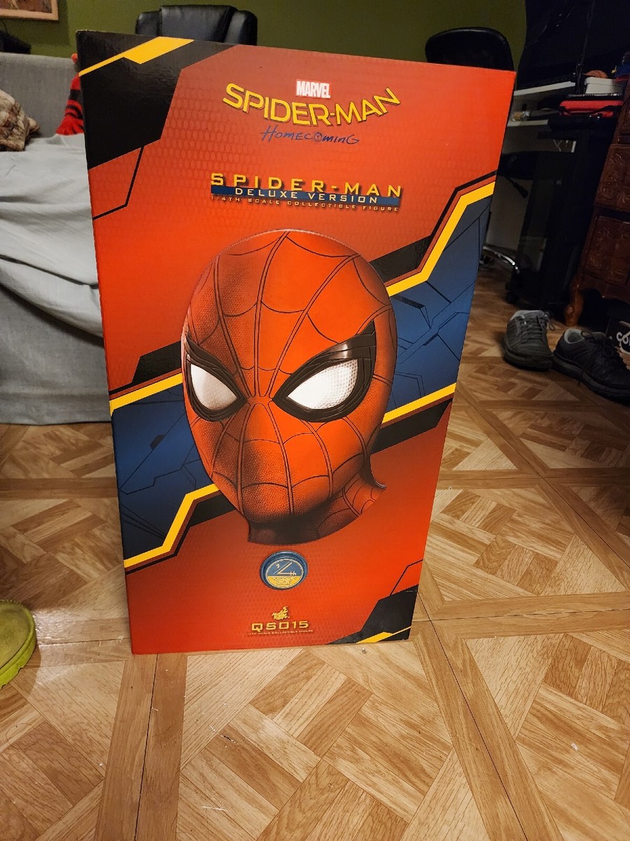 Hot Toys Spider-Man: Homecoming - Spider-Man (Deluxe Version) 1