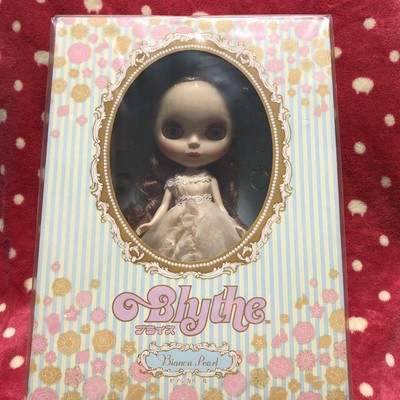 blythe bianca pearl