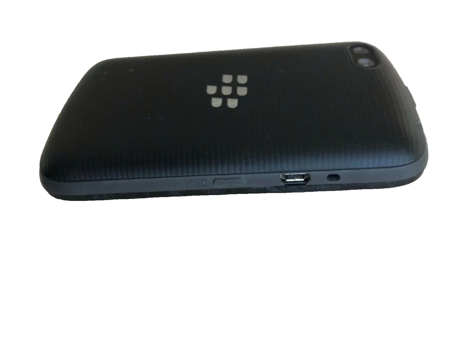Telefono cellulare Blackberry 9720 / RFU81UW - Immagine 2 di 4