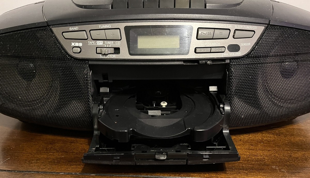 Panasonic RX-DS17 Portable CD Cassette Radio Boombox w/ Remote