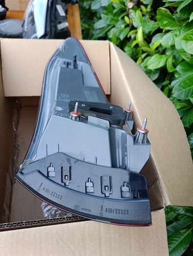 Fanalino Posteriore Sx Mercedes 2059065100 - Foto 5 di 6