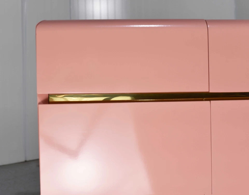 Cómoda modernista de los años 80 o muebles Credenza By Lane en rosa - recién pintados Foto 4 de 4