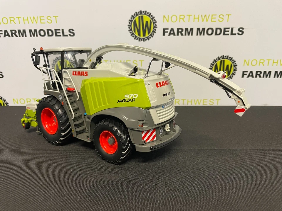MARGE MODELS 00 0267 178 0 1:32 SCALE CLAAS JAGUAR 970 WITH PU300 GRASS HEADER - Image 3 of 4