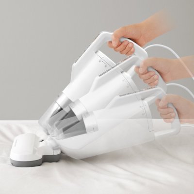 IRIS OHYAMA Super Suction Futon Vacuum Cleaner White IC-FAC2