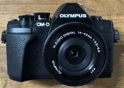 Olympus OM-D E-M10 Mark III Mirrorless - Untested