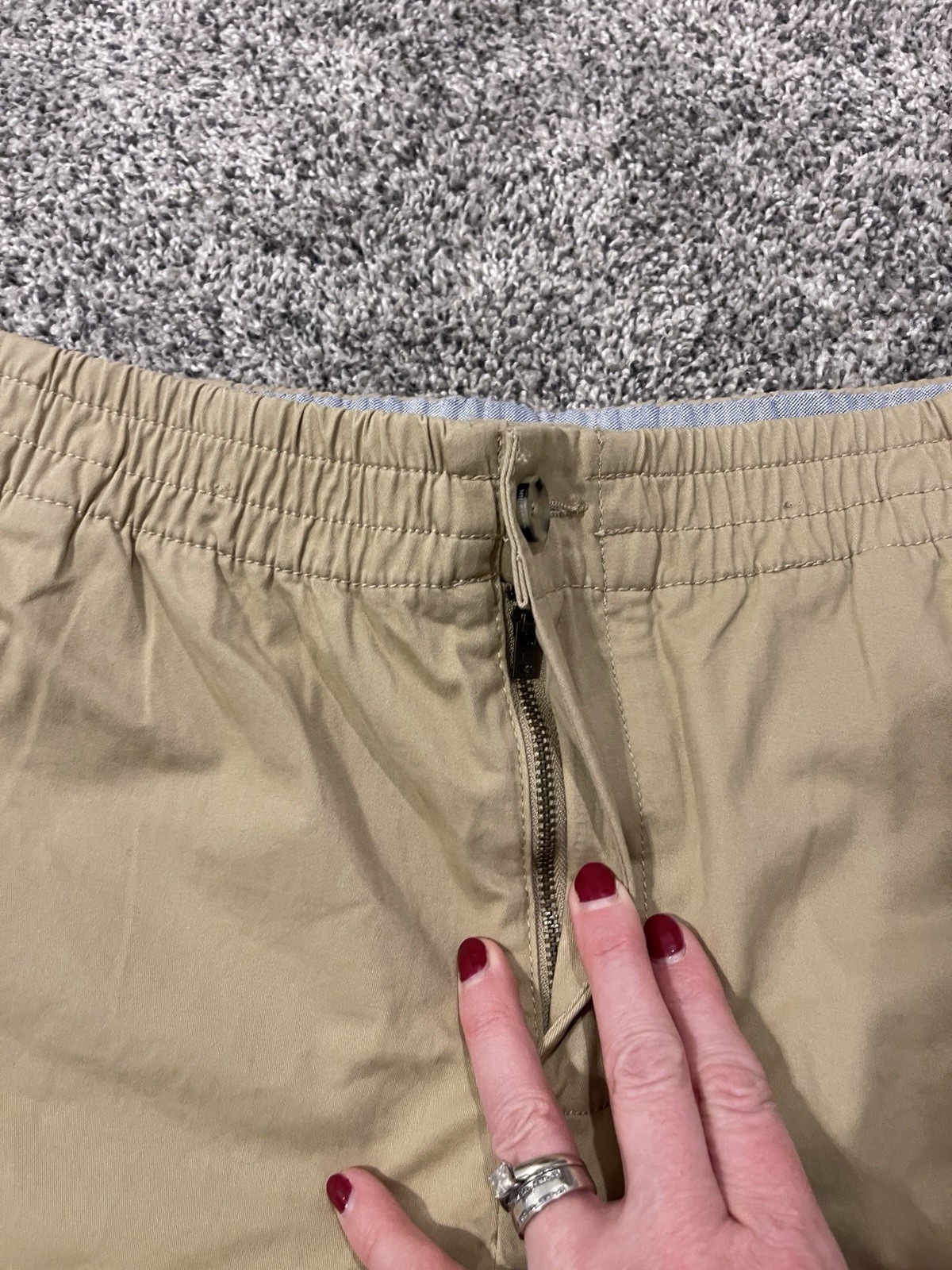 Tommy Hilfiger Men’s The Flex Khaki Elastic Waist Shorts Medium 7” Inseam NWT thumbnail 3