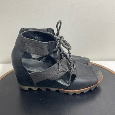 Sorel Joanie Lace Up Wedge Sandals Women Size 8 Peep Toe Black Charcoal Gorpcore