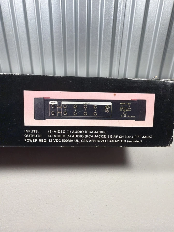 Procesador de video color/amplificador de distribución/convertidor de RF Recoton Producer Series V615 Foto 3 de 4
