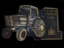 TI05158 NOS VINTAGE 1970s  INTERNATIONAL HARVESTER 5288 TRACTOR  BELT BUCKLE
