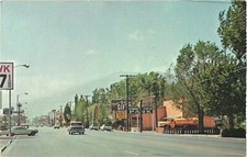 Bishop California Gateway To The Eastern High Sierra Postcard