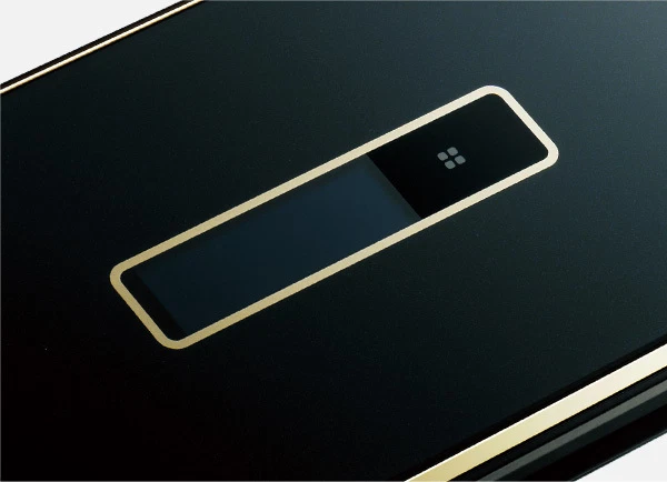 DOCOMO SHARP SH-06G AQUOS KEITAI ANDROID FLIP PHONE UNLOCKED NEW APP MARKET INCL - Image 4 of 4