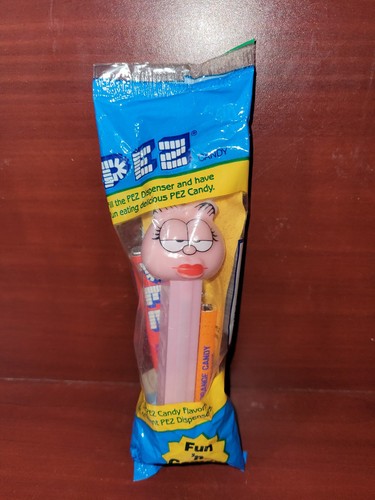 New Garfield Arlene Pez Dispenser - Picture 1 of 1
