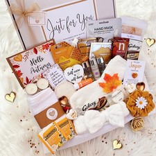 AUTUMN HUG IN A BOX – Spa Gift For Her – Pamper Hamper – Birthday Gift