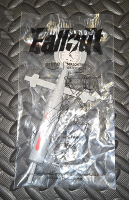 Fallout x Dave s Hot Chicken Survival Kit Saucy Stimpak