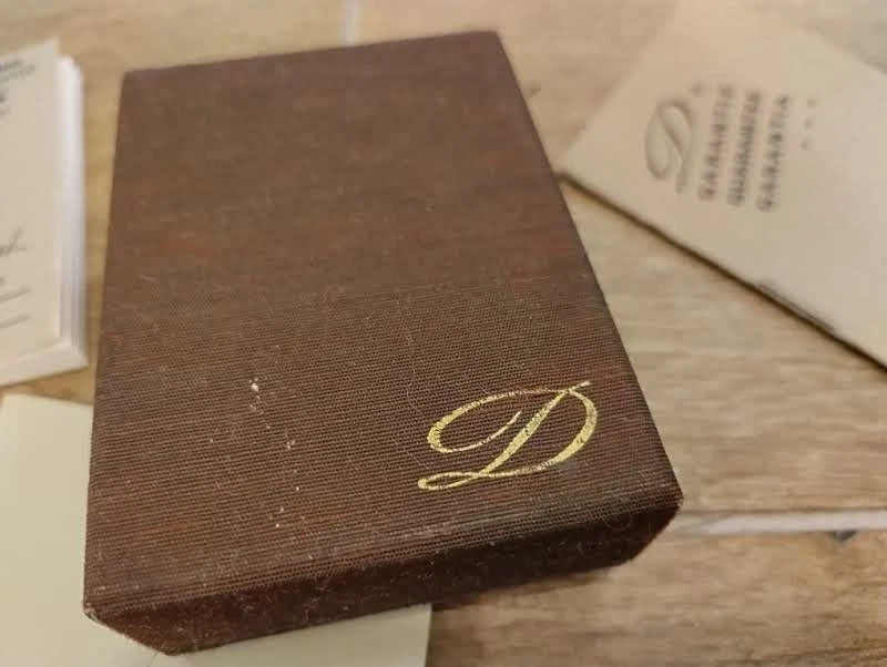 accendino Dupont de Paris laminato oro 20 micron 1975 linea 1 righe verticali - Immagine 4 di 4