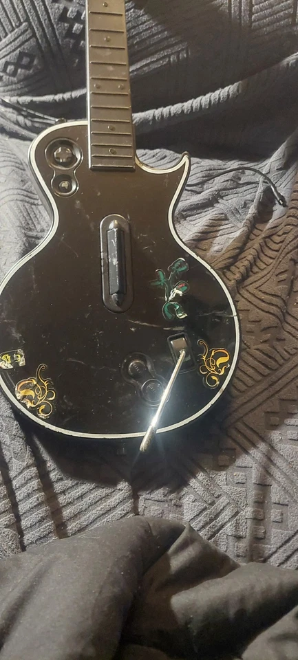 Gibson Les Paul Guitar Hero para PS3 eran mis hijos. lo usó hasta que su consola se rompió Foto 3 de 4