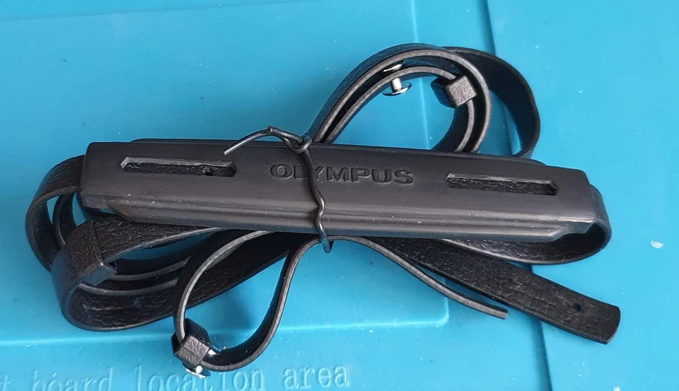 Olympus Camera Neck Strap for OM1 OM2 OM1n OM2n etc - Image 1 of 2