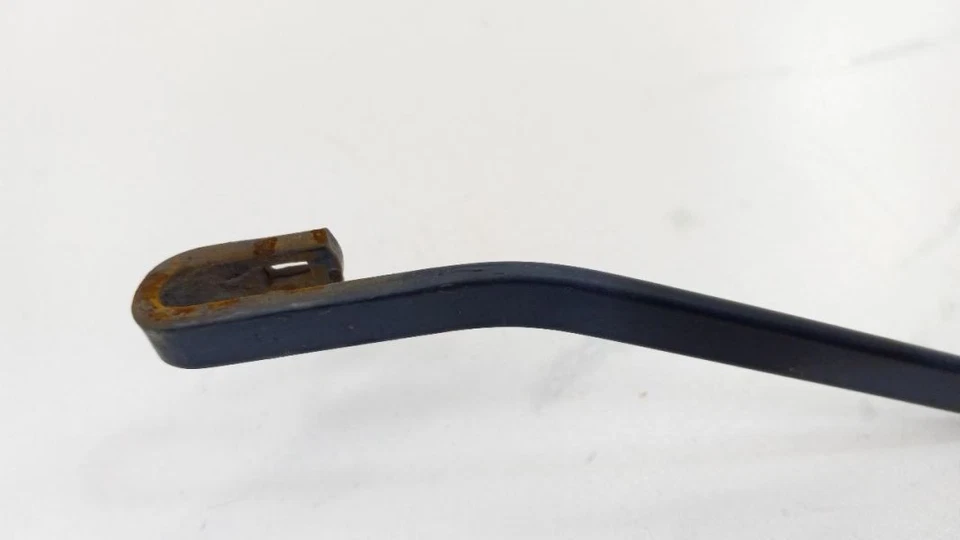 Cierre maletero Nissan Versa 2008 2009 2010 2011 2012 Foto 3 de 4