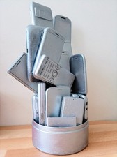 Sculpture smartphone Iphone Argenté métal Originale 31,5cm
