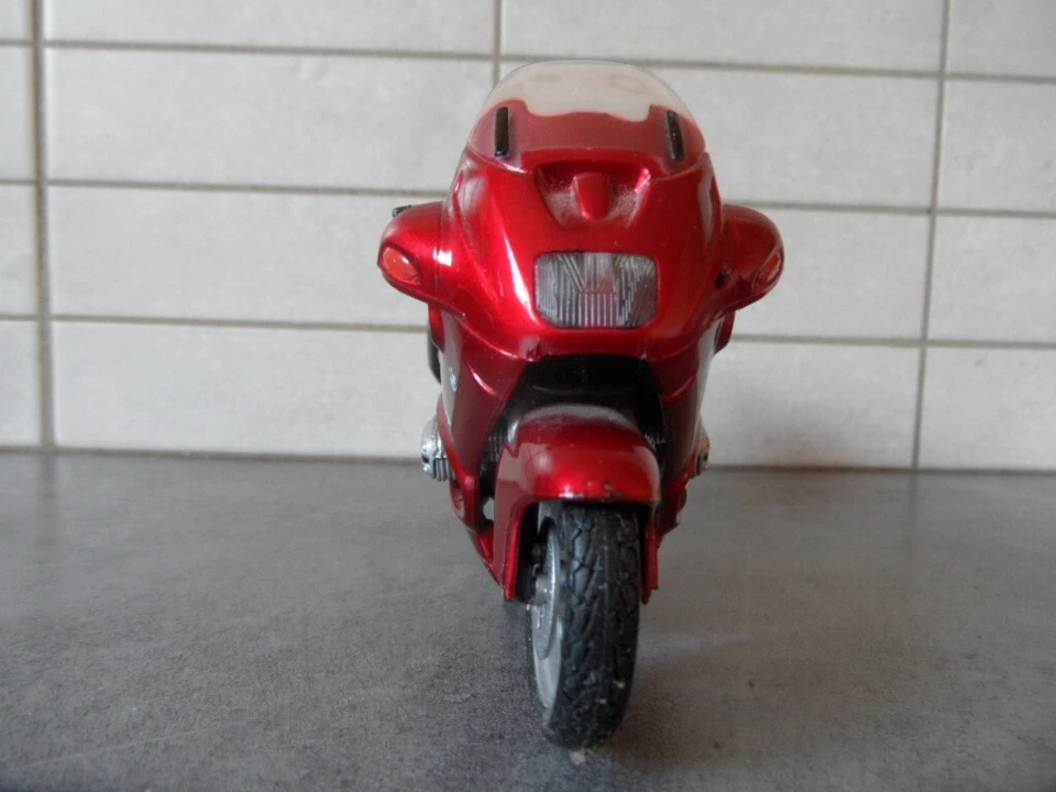 MOTO BMW R 1100 RT 1:18 - Photo 3/4