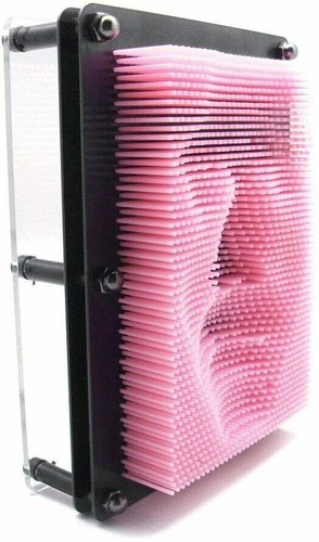 Classic 3D Pin Art Gadget Sculpture Picture Impressions Pink Children Kids Toy - Picture 2 of 7