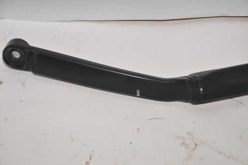 2011-2012 INFINITI G25 Left Driver Windshield Wiper Arm - Picture 2 of 4