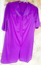 VTG Vassarette Large 2 Pc Sleeveless Nylon Nightie  Button Gown Purple USA GUC