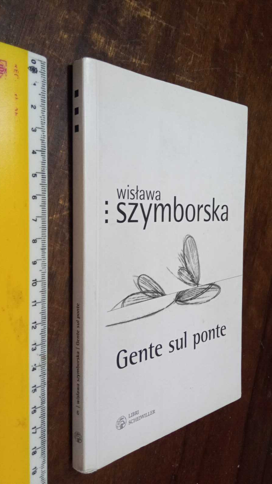 Foto 1 di 3