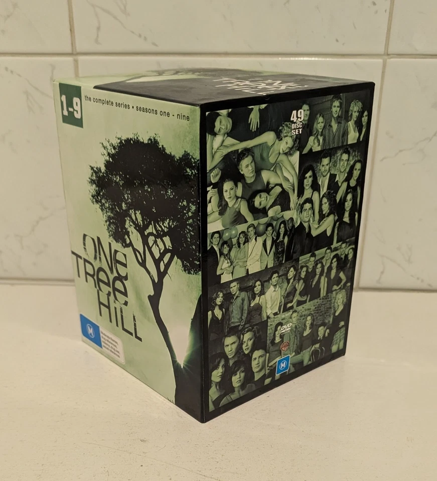 One Tree Hill The Complete Series - Seasons 1-9 Box Set on DVD Reg 4 - Image 2 of 4