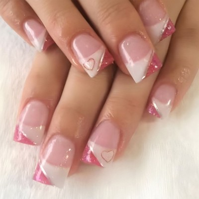 24x Valentines Day Artificial Nail Heart False Nail Short Square Press On Nail